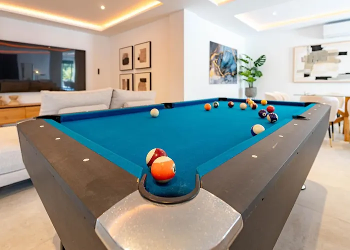 Elviria - Ultimate Luxury