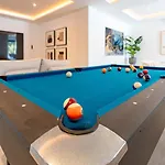Elviria - Ultimate Luxury