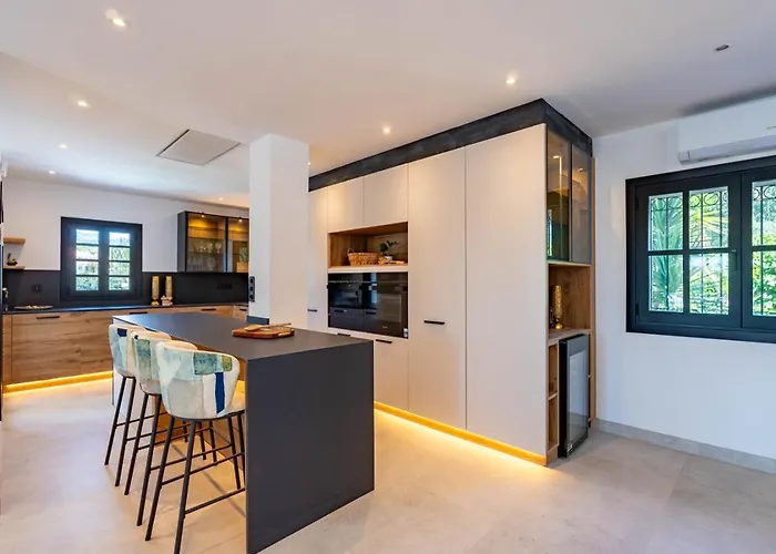 Elviria - Ultimate Luxury Марбелья