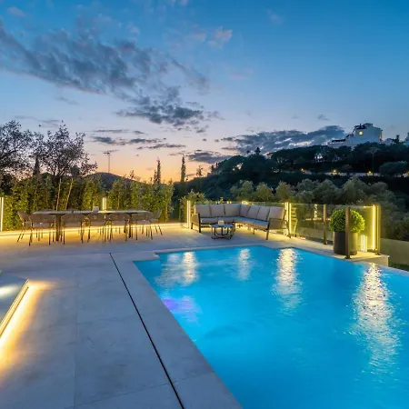 Elviria - Ultimate Luxury With Heated Pool, Sauna & Steam