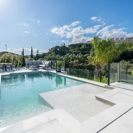 Elviria - Ultimate Luxury With Heated Pool, Sauna & Steam