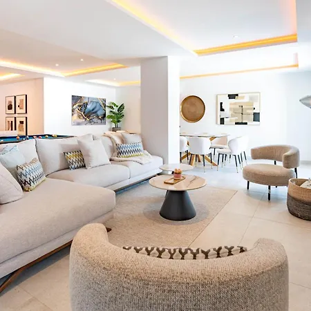 Elviria - Ultimate Luxury With Heated Pool, Sauna & Steam *
