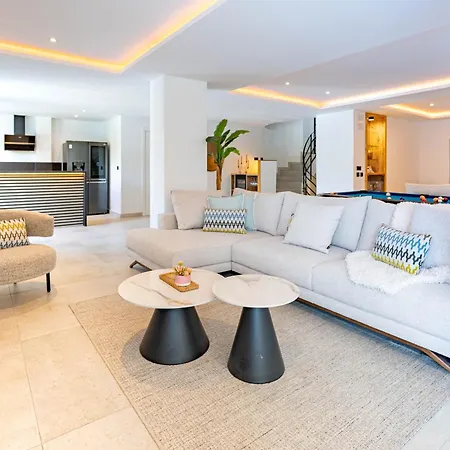 Elviria - Ultimate Luxury Villa